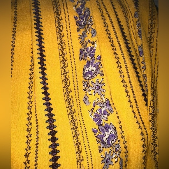 Easel large French yellow and lavender maxi sundress with pockets.crochet lace - Picture 12 of 15